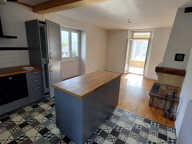 T4 + PARKING + CAVE + GARAGE — photo 3