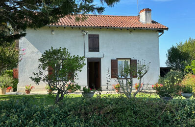 vente maison 176 000 € à proximité de Montesquiou (32320)