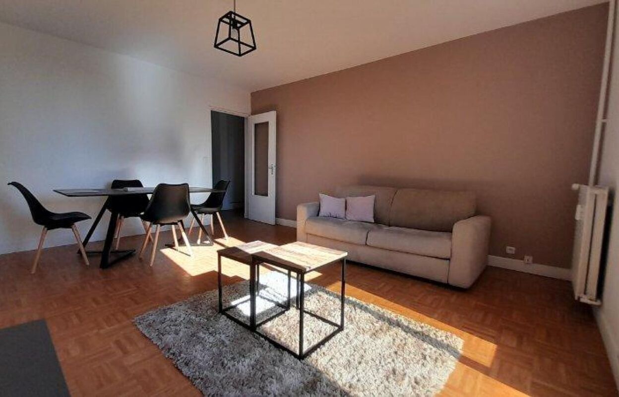 appartement 2 pièces 46 m2 à vendre à Orléans (45000)