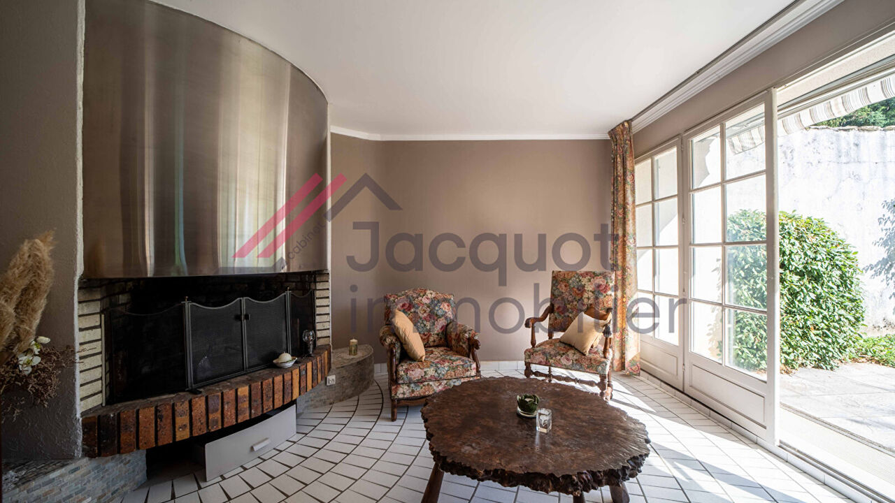 appartement 6 pièces 156 m2 à vendre à Lons-le-Saunier (39000)