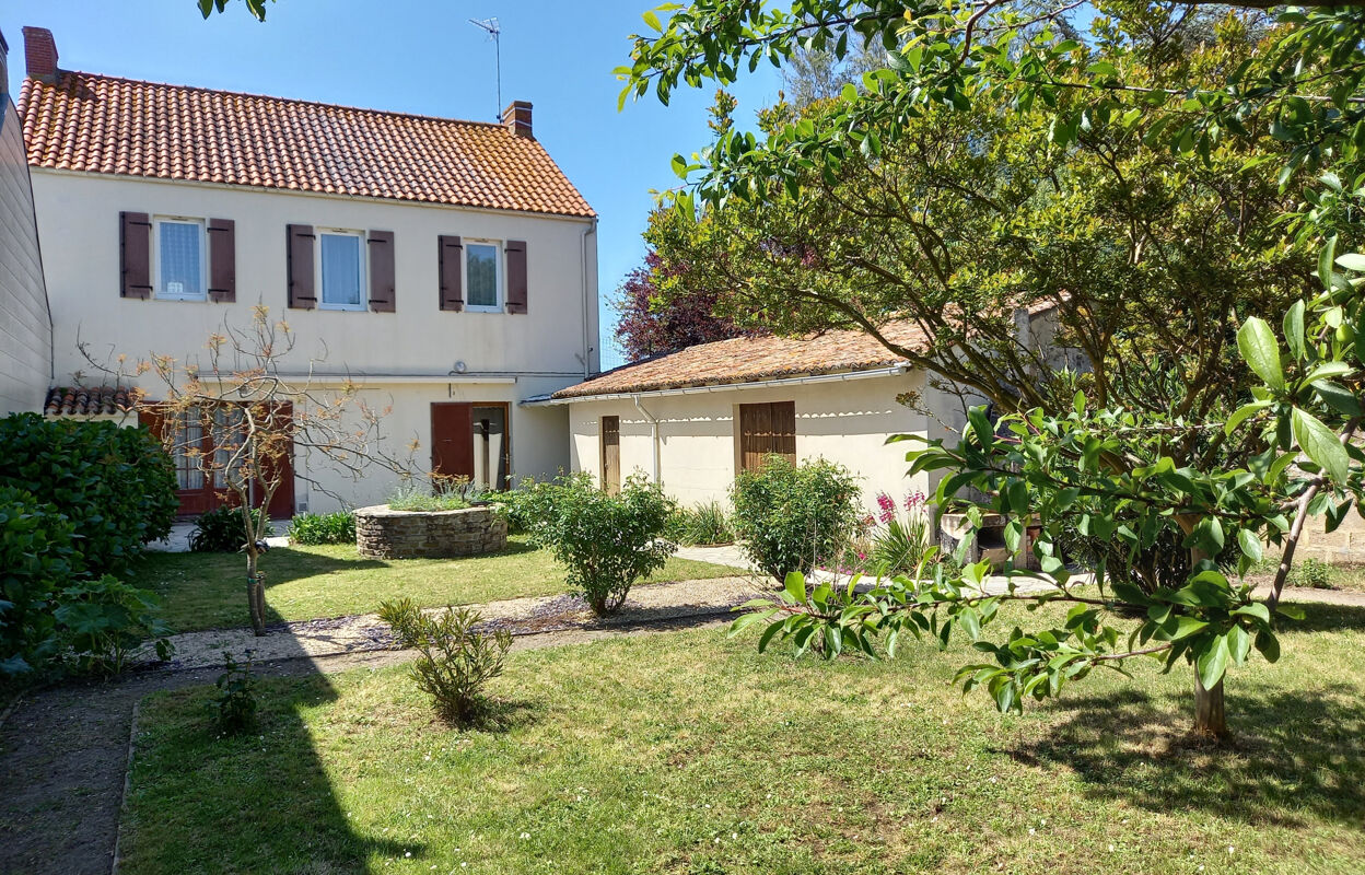 maison 6 pièces 140 m2 à vendre à Les Sables-d'Olonne (85100)