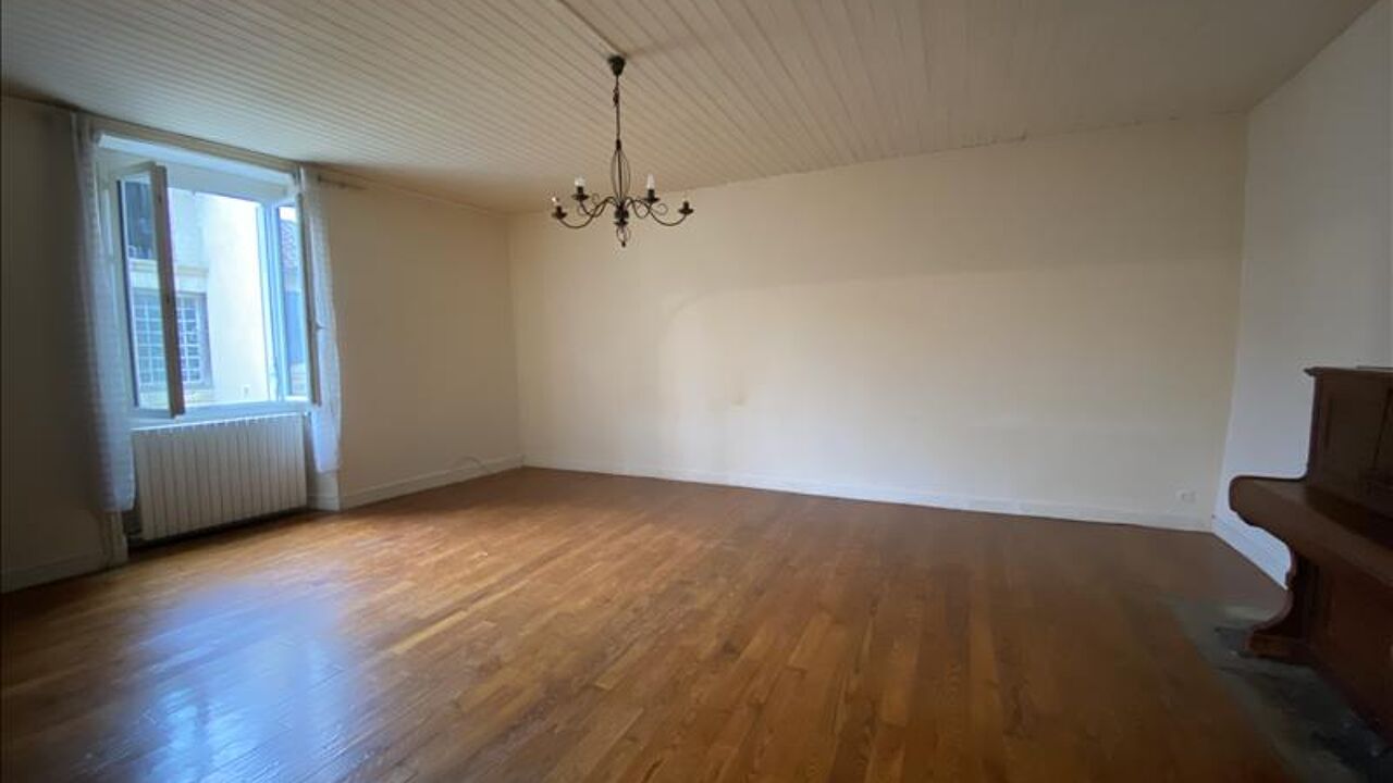 maison 4 pièces 117 m2 à vendre à Thiviers (24800)