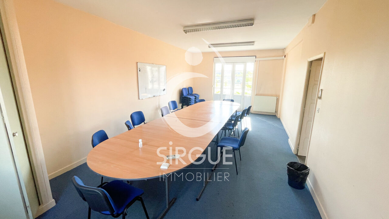 bureau 17 pièces 350 m2 à vendre à Albi (81000)