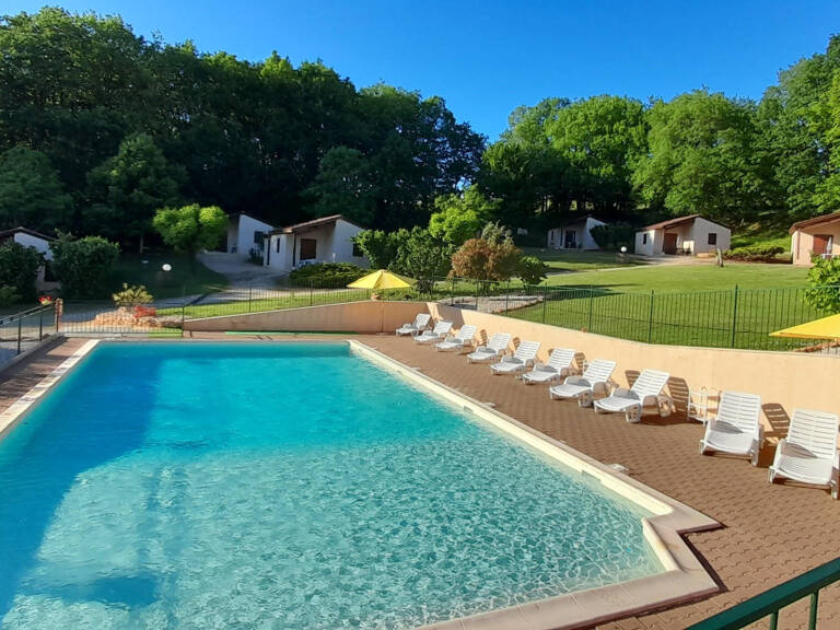 Ensemble immobilier aux portes de la Dordogne — photo 1