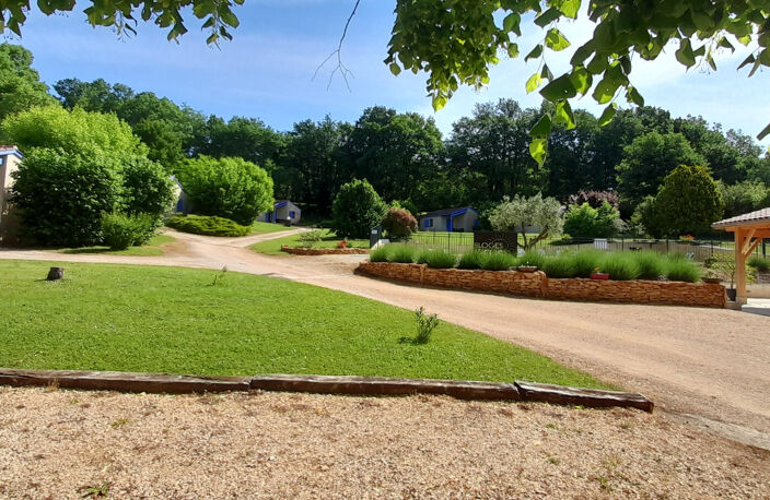 Ensemble immobilier aux portes de la Dordogne — photo 4