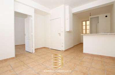 vente appartement 127 000 € à proximité de Marseille 11 (13011)