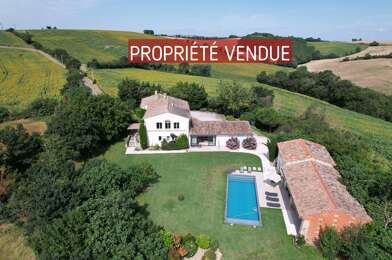 Maison 10 pièces 745000 €