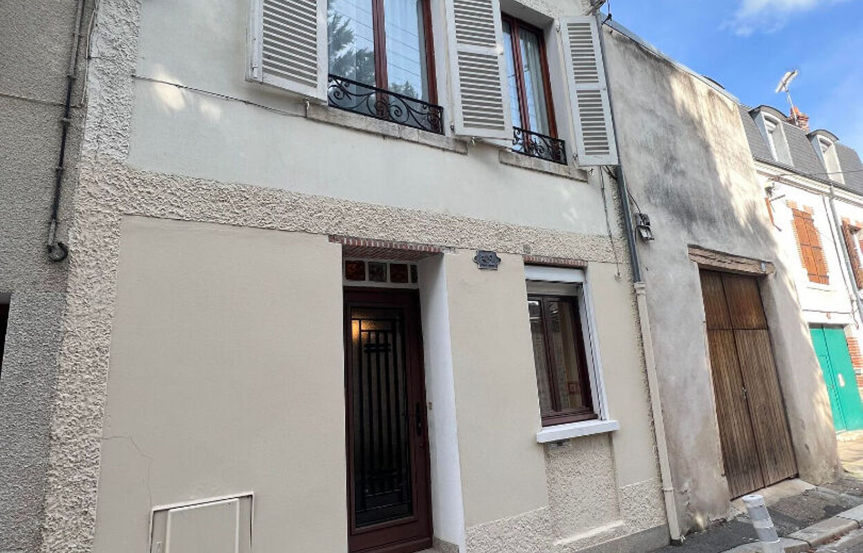 maison 4 pièces 85 m2 à vendre à Orléans (45000)