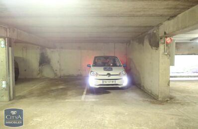 garage  pièces 12 m2 à louer à Chambéry (73000)