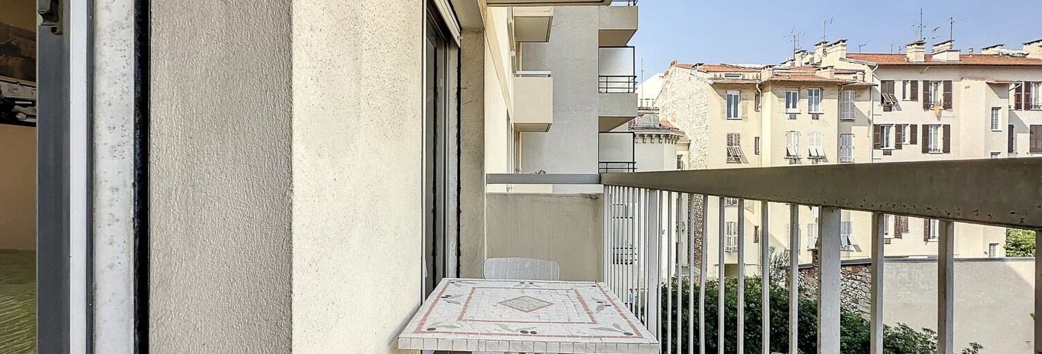 Appartement 1 Pièce 27 m² à vendre à Nice (06100)