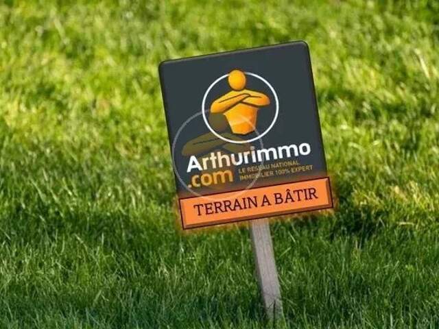 Terrain 880 m² à Servais — photo du bien