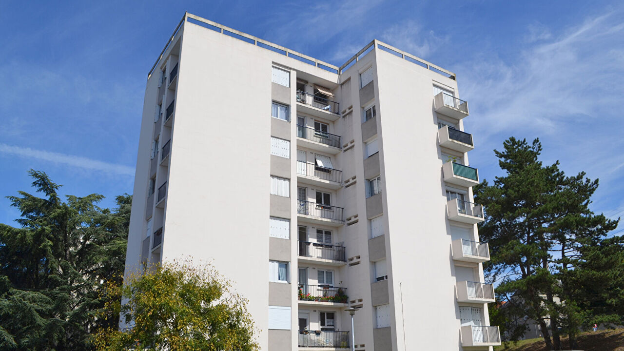 appartement 4 pièces 75 m2 à vendre à Châtellerault (86100)