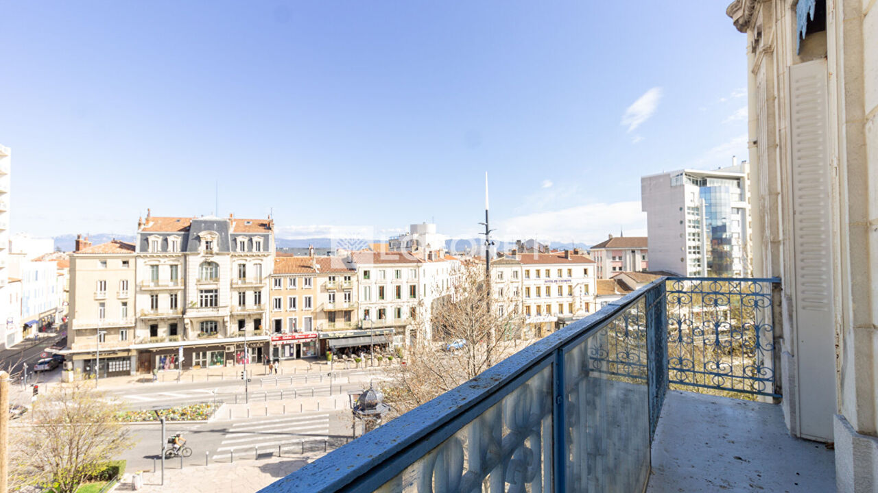 appartement 4 pièces 122 m2 à vendre à Valence (26000)