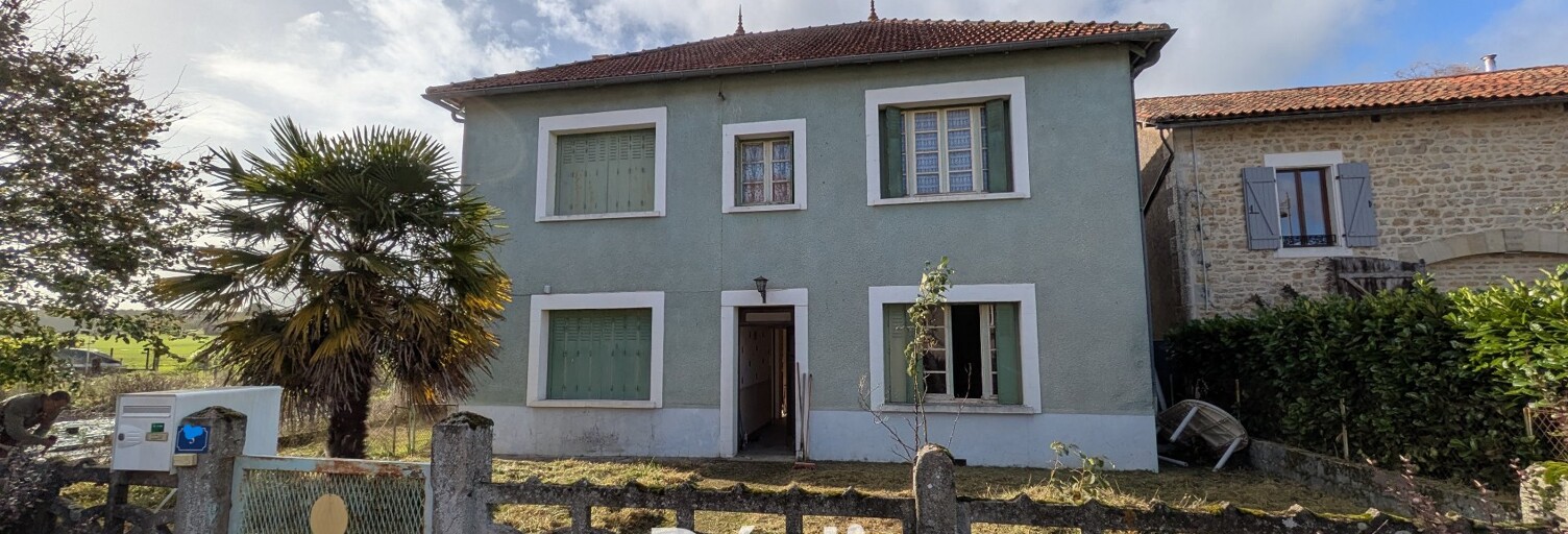 Maison 5 Pièces 138 m² à vendre à Benest (16350)