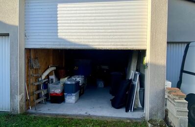vente garage 40 000 € à proximité de Semussac (17120)