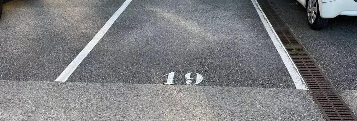 Garage   m² à vendre à Dagneux (01120)