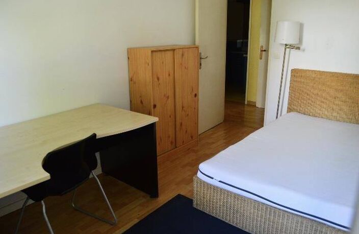 Location appartement 1 pièce 11 m² à Cergy (95000) — photo 3