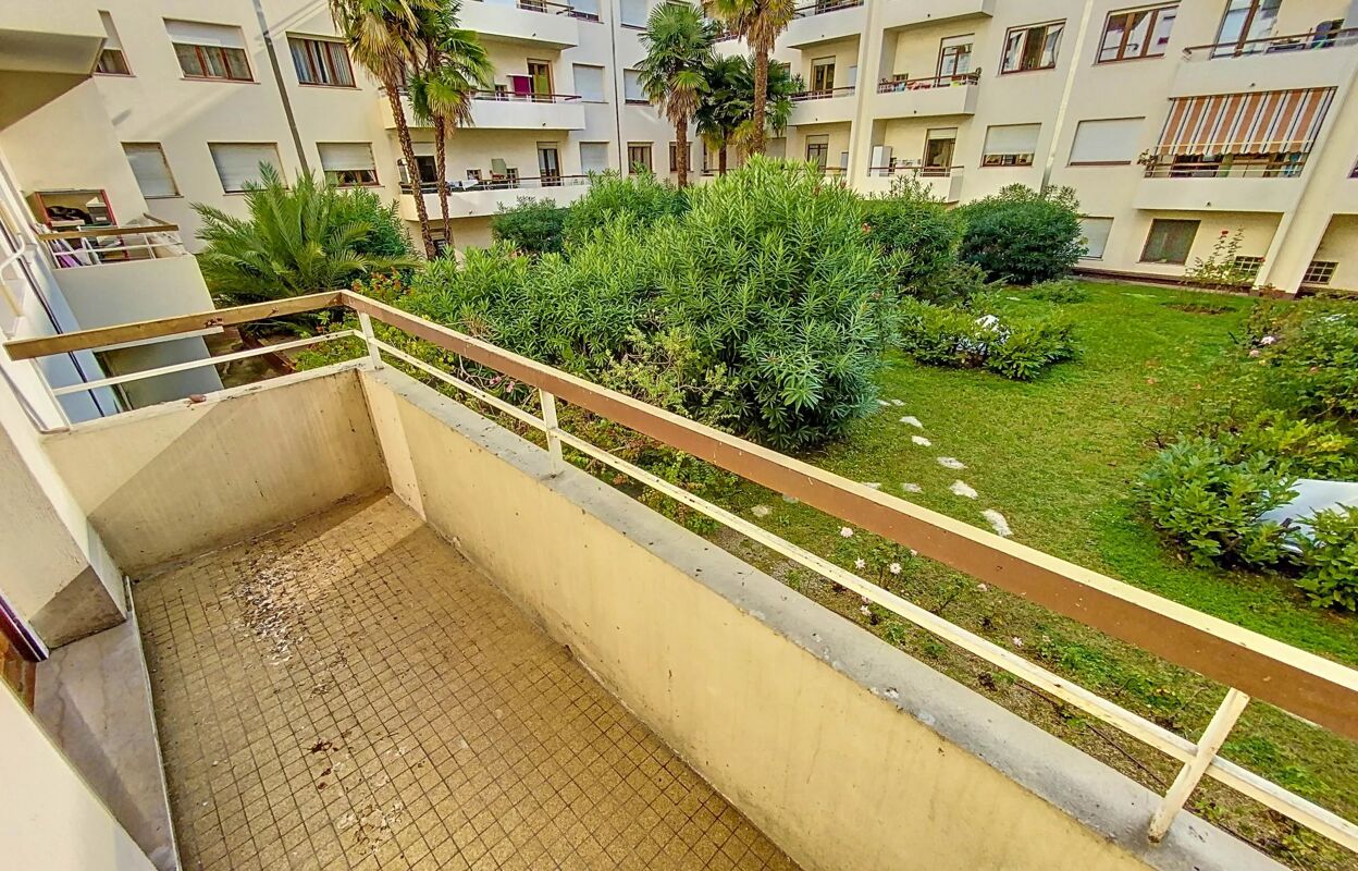appartement 3 pièces 73 m2 à vendre à Nice (06300)