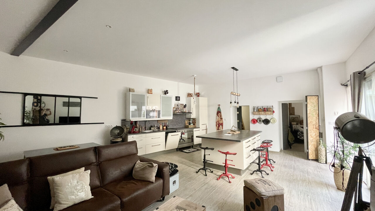 appartement 2 pièces 83 m2 à vendre à Aigues-Vives (30670)
