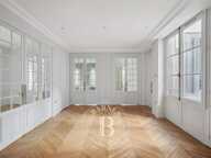 Lyon 2 - Ainay - Appartement familiale d'exception de 219,16 m² - Cave - Grenier - 4 Chambres — photo 2