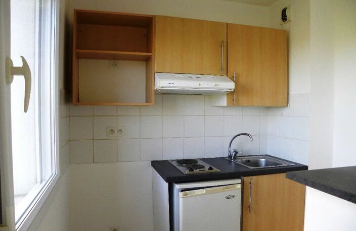A LOUER PLEDRAN APPARTEMENT T2 — photo 2
