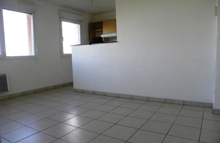 A LOUER PLEDRAN APPARTEMENT T2 — photo 3