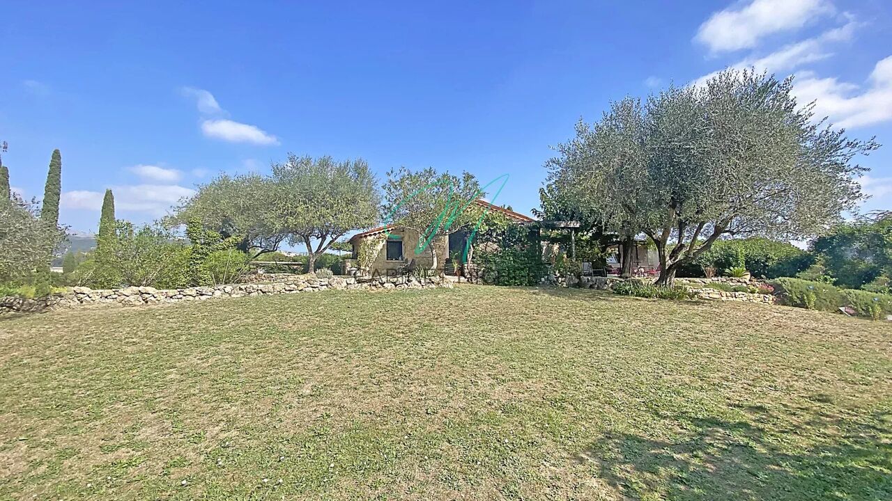 maison 4 pièces 82 m2 à vendre à Châteauneuf-Grasse (06740)