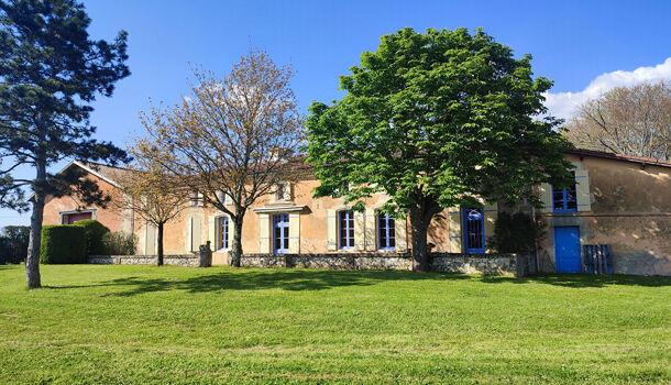 Villa / Maison 16 pièces  à vendre Blaye 33390