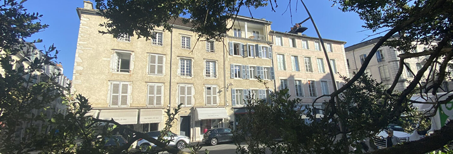 Commerce 1 Pièce 54 m² à vendre à Pau (64000)