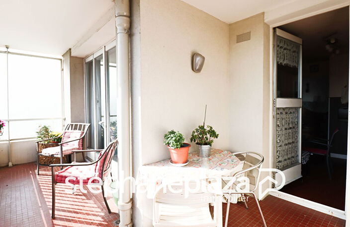 APPARTEMENT 4 PIECES AVEC TERRASSE — photo 2