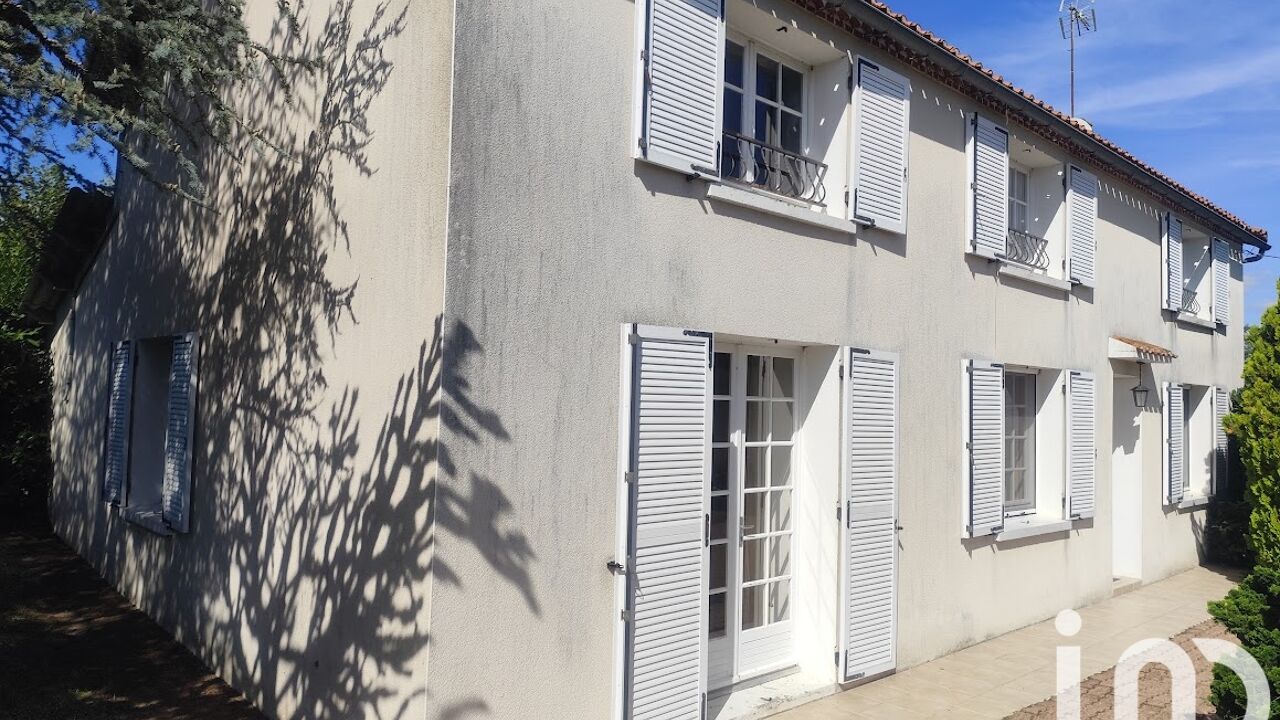 maison 5 pièces 140 m2 à vendre à Clessé (79350)