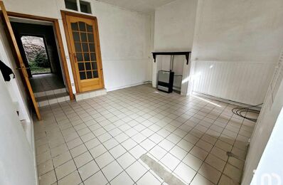 vente maison 69 500 € à proximité de La Celle-Saint-Cyr (89116)