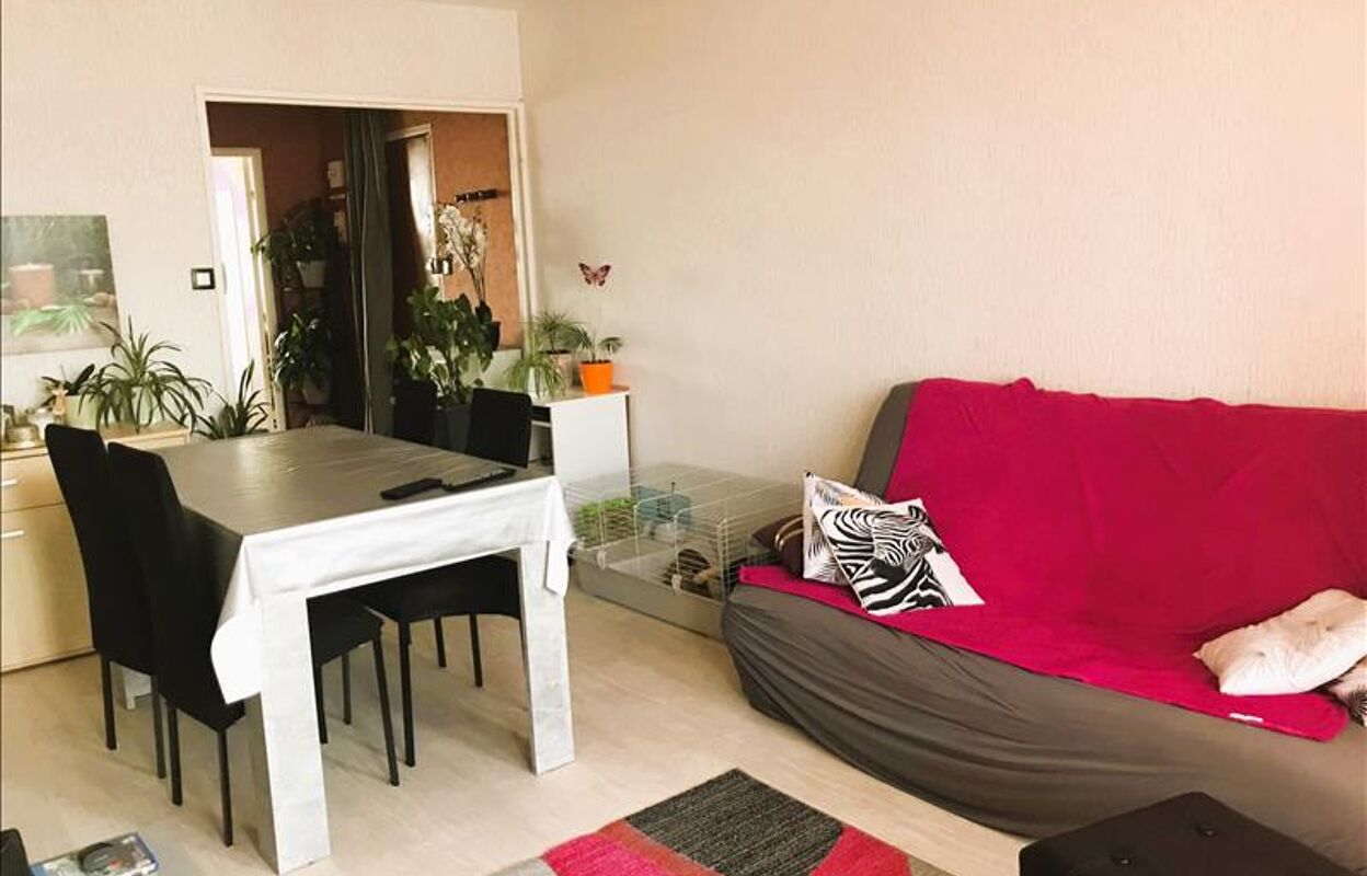 appartement 3 pièces 64 m2 à vendre à Saint-Junien (87200)