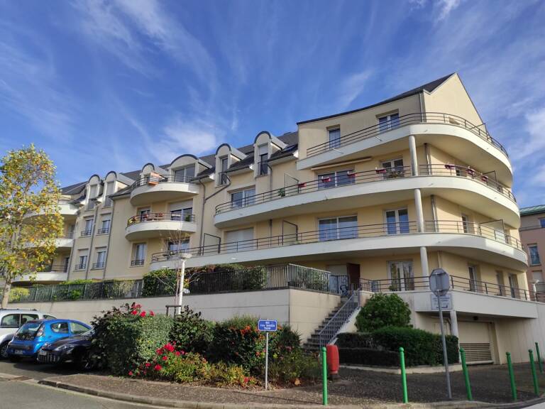 T3 au Coudray avec balcon et box en sous-sol — photo 1