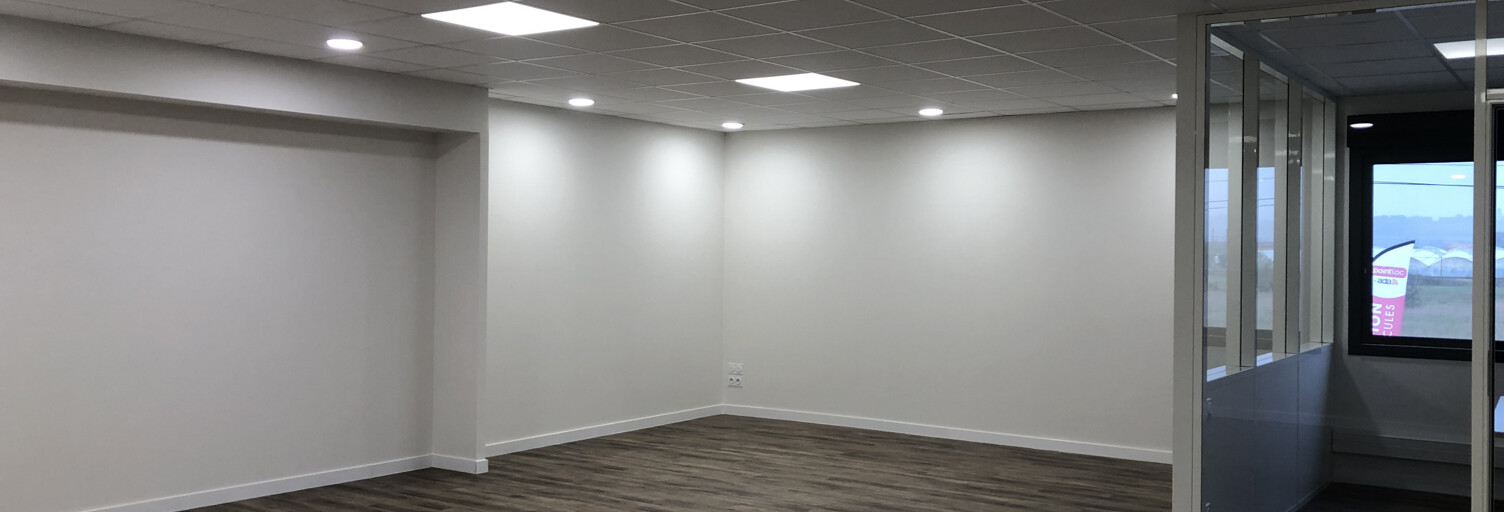 Commerce  90 m² à louer à Sainte-Bazeille (47180)