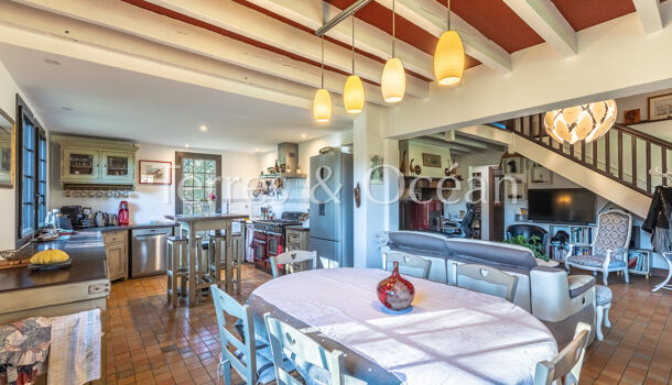 Villa / Maison 16 pièces  à vendre Magescq 40140