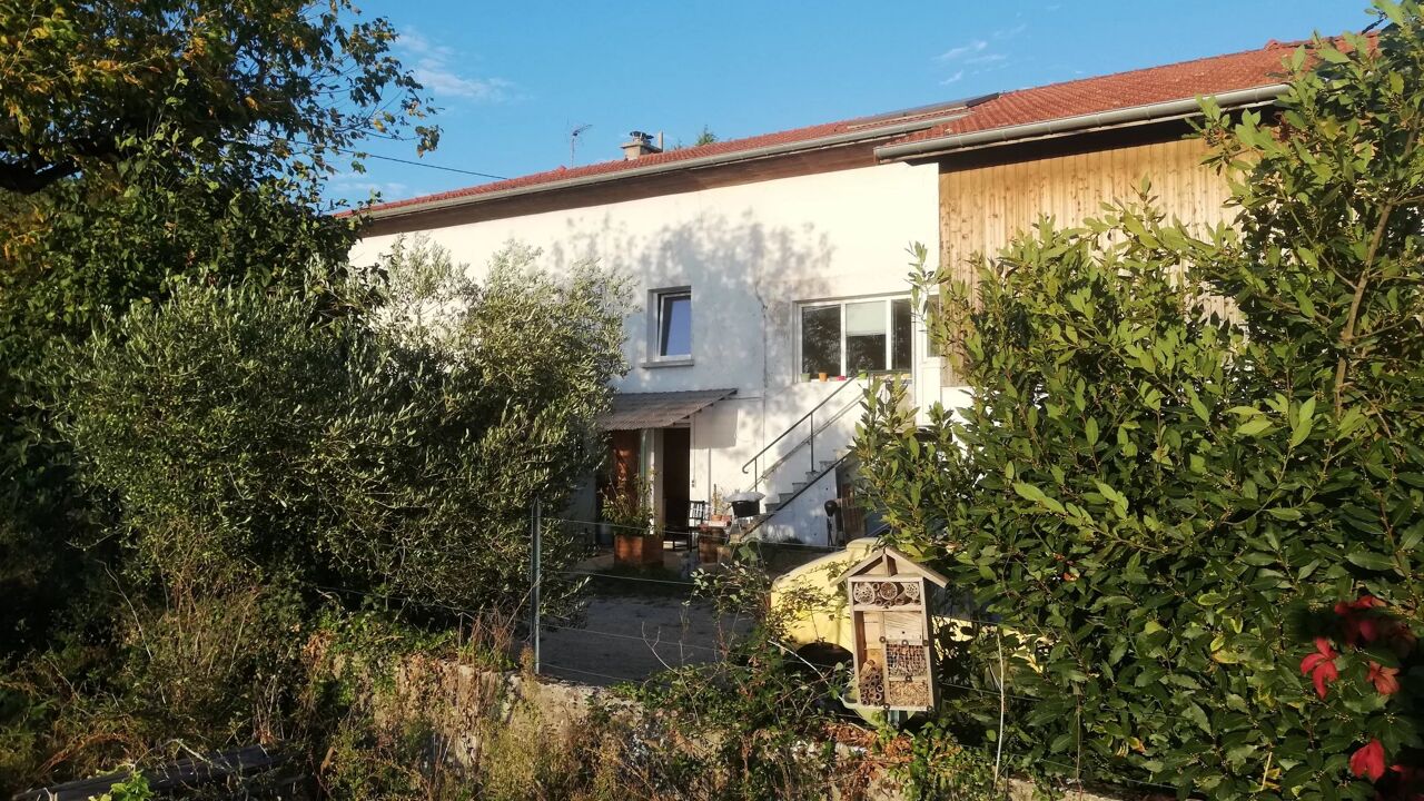 maison 8 pièces 210 m2 à vendre à Saint-Vérand (38160)
