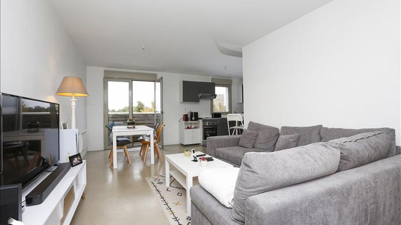 appartement 2 pièces 48 m2 à vendre à Truyes (37320)