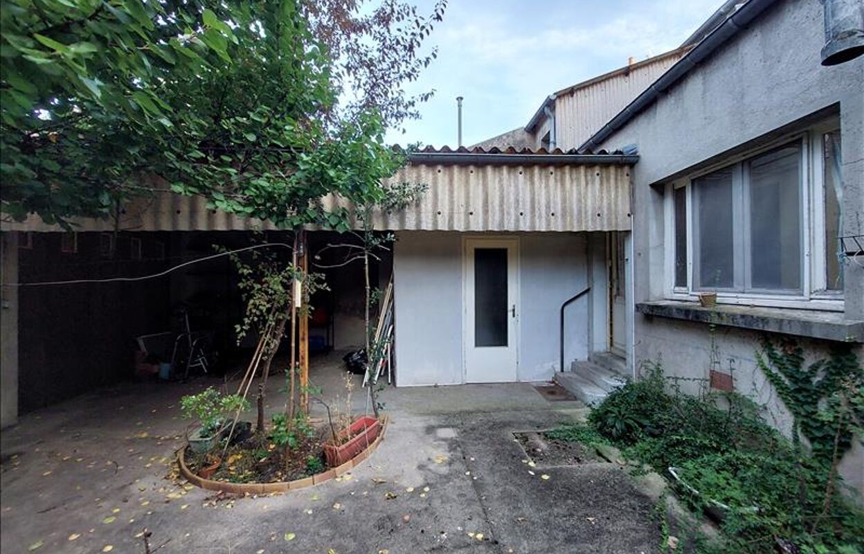 maison 5 pièces 105 m2 à vendre à Saint-Amand-Montrond (18200)