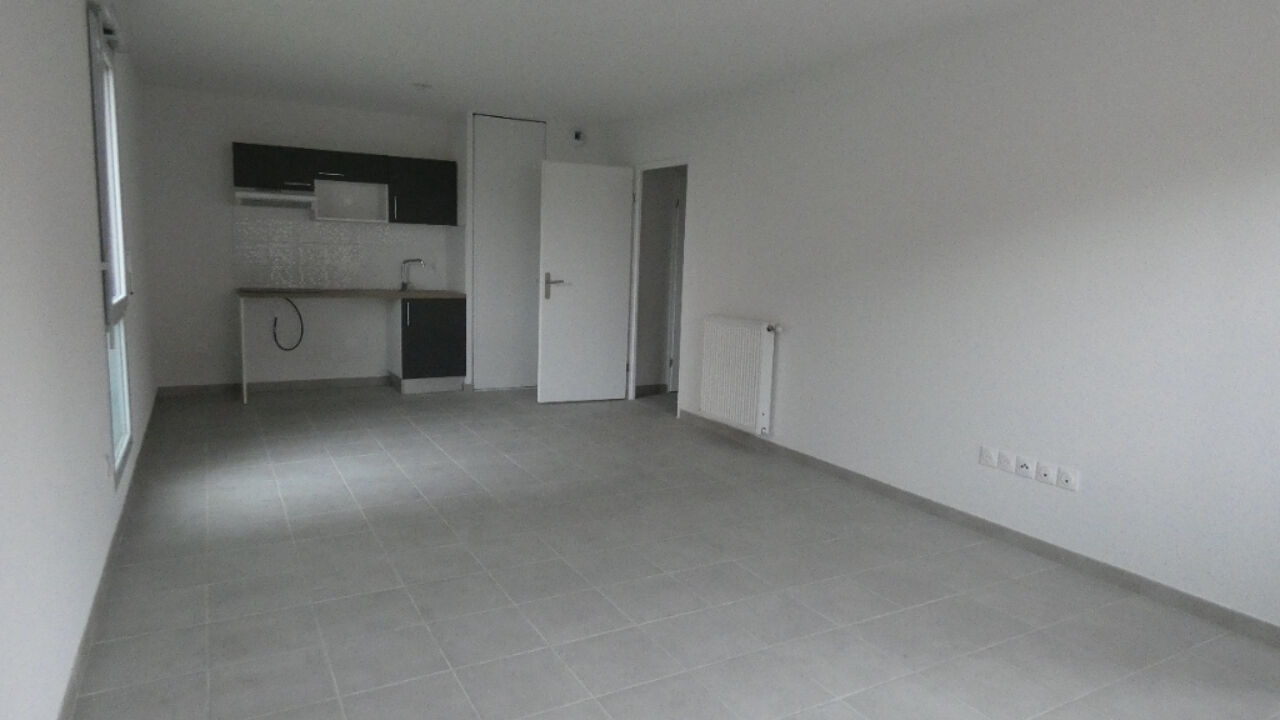 appartement 4 pièces 75 m2 à louer à Frouzins (31270)