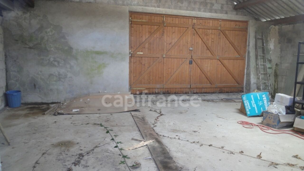 garage  pièces 75 m2 à vendre à Carhaix-Plouguer (29270)