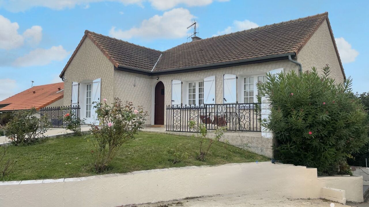 maison 7 pièces 177 m2 à vendre à Naintré (86530)