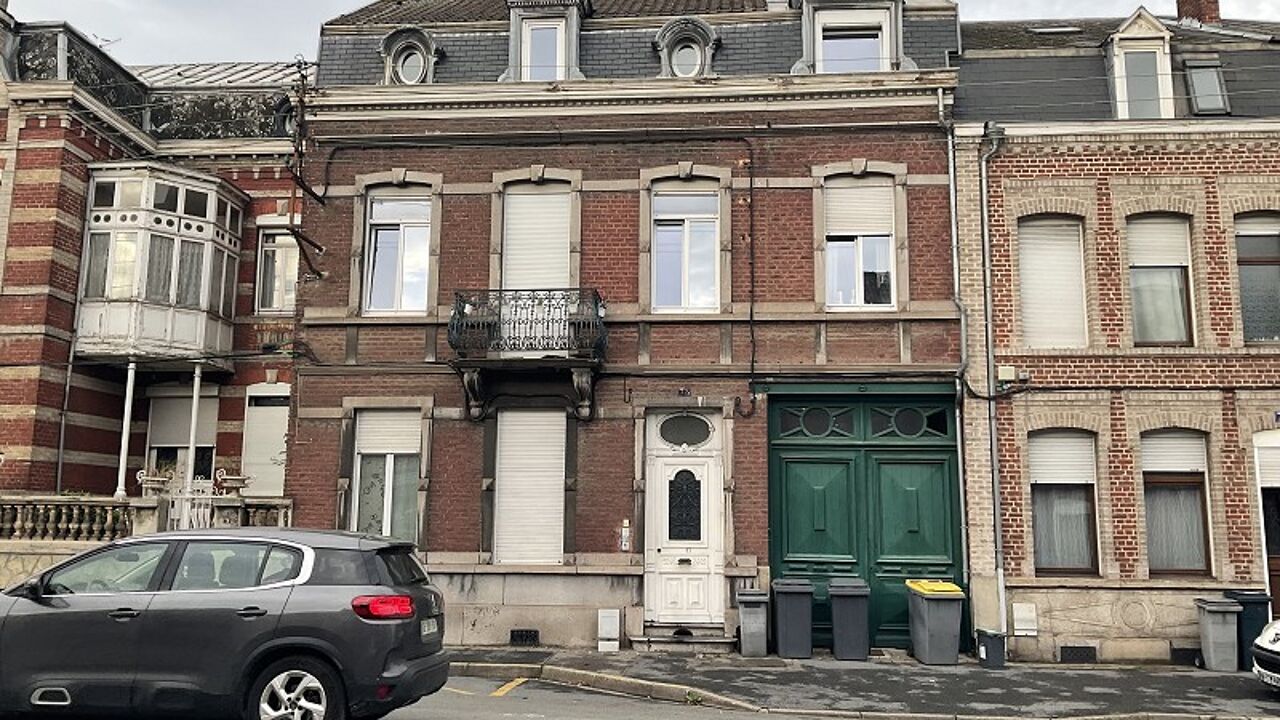immeuble  pièces 300 m2 à vendre à Valenciennes (59300)