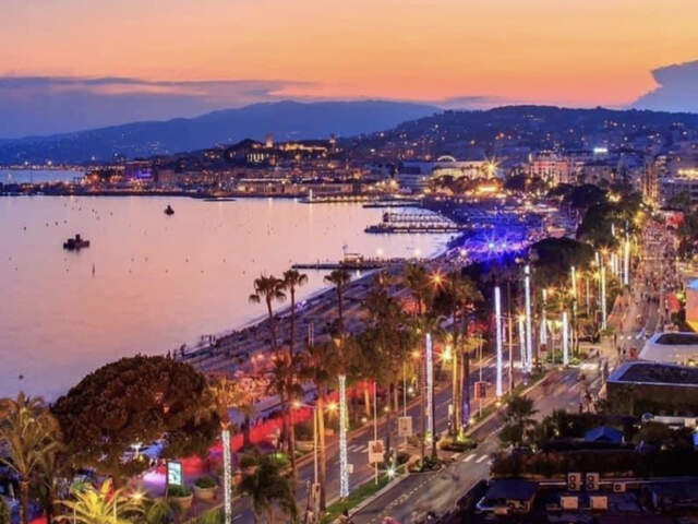CANNES CENTRE BANANE 130 M CROISETTE RESTAURANT 100 PLACES G — photo du bien