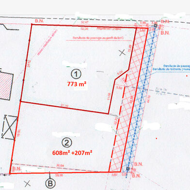 Terrain 773 m²