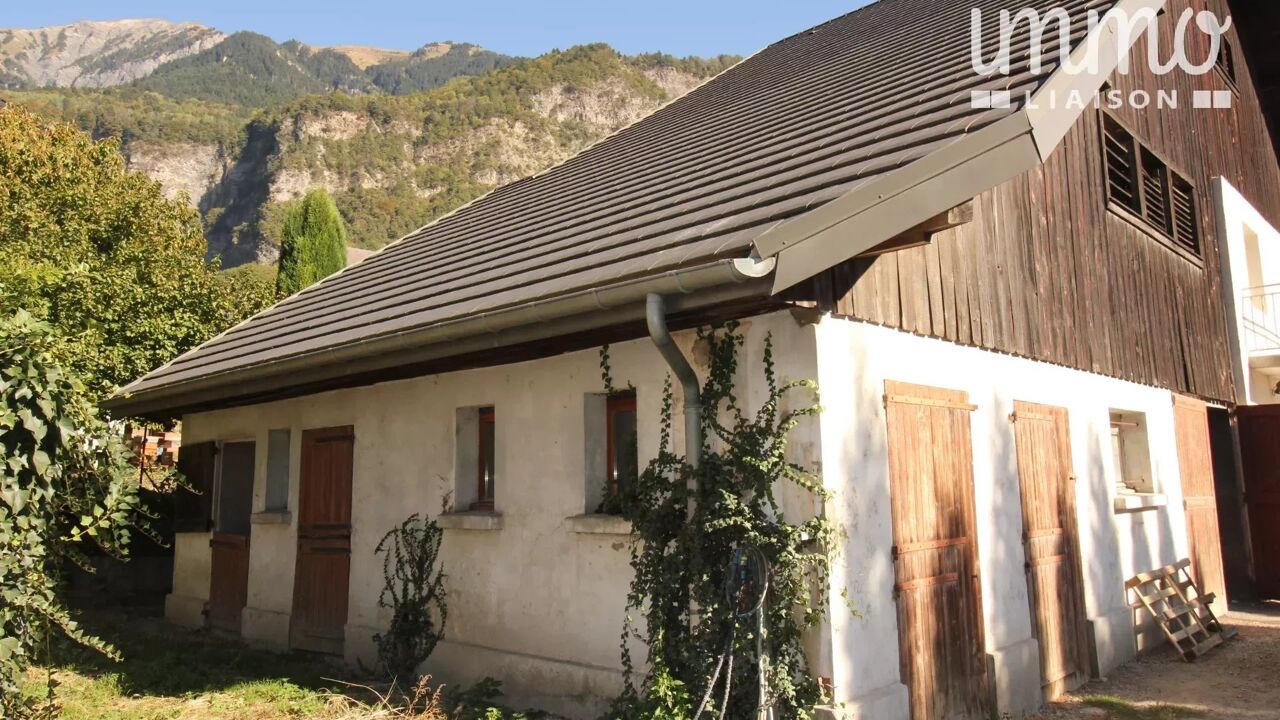 maison 5 pièces 140 m2 à vendre à Saint-Jean-de-Maurienne (73300)