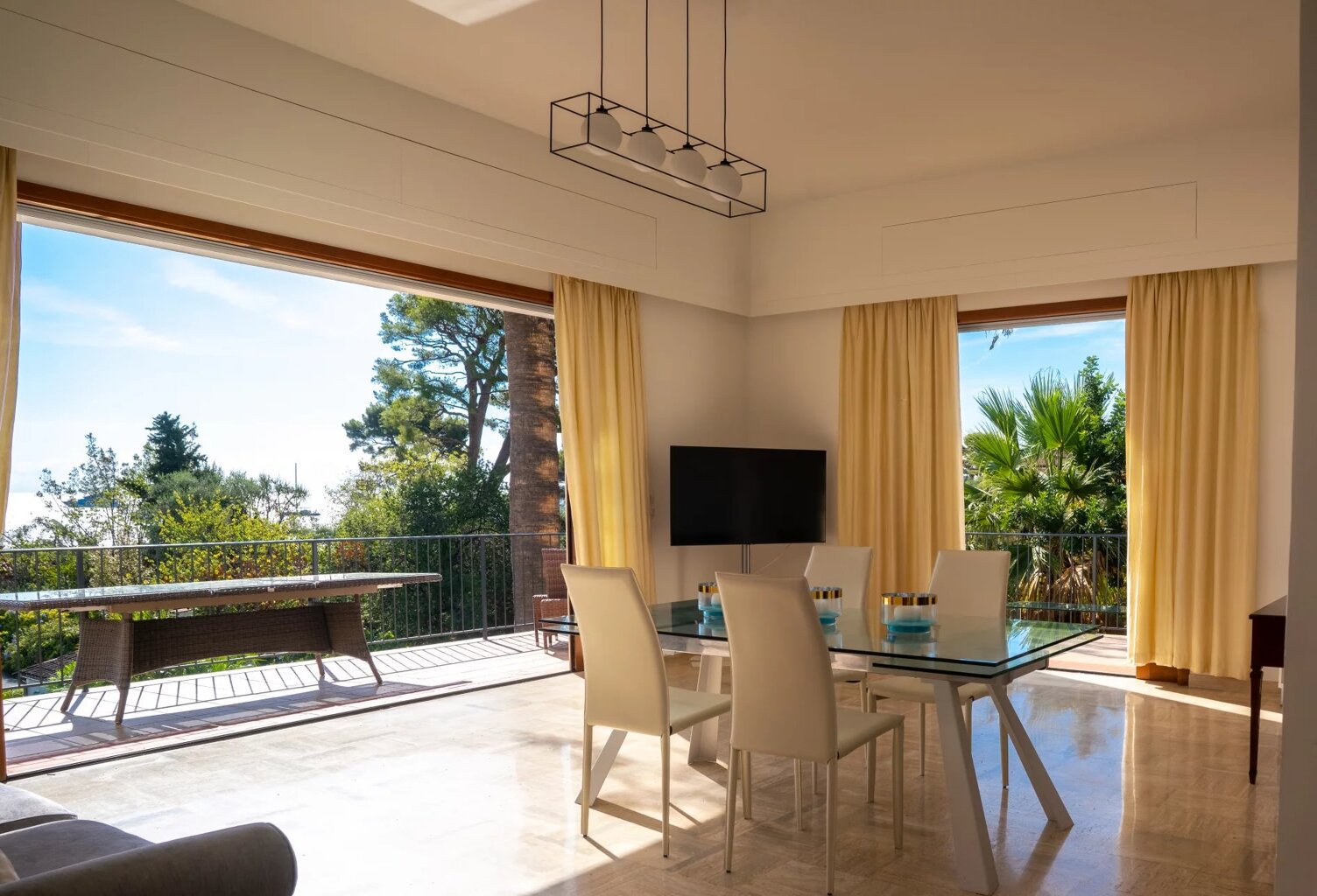 Location annuelle Saint-Jean-Cap-Ferrat: belle villa provençale avec vue mer — photo 1