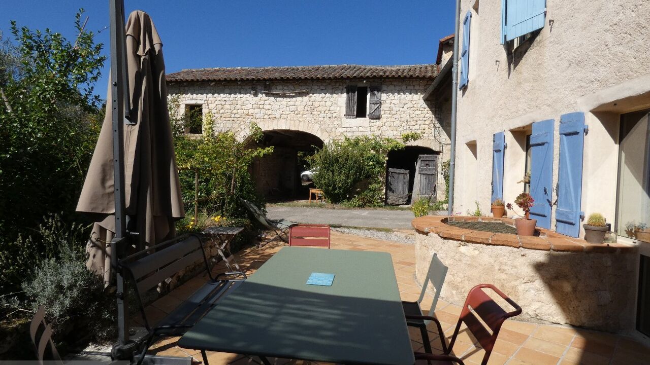 maison 12 pièces 290 m2 à vendre à Cordes-sur-Ciel (81170)