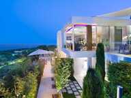 Location annuelle CAP FERRAT : Splendide villa moderne avec vue mer — photo 3