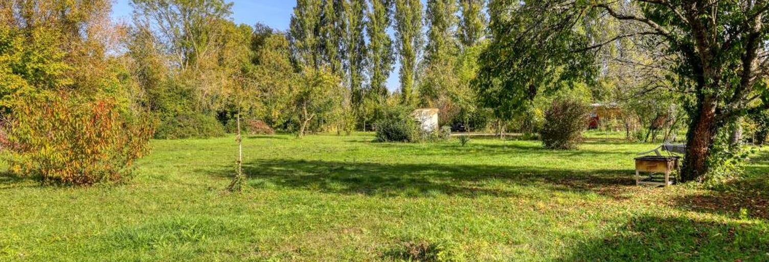 Terrain  3090 m² à vendre à La Chapelle-Saint-Laurian (36150)